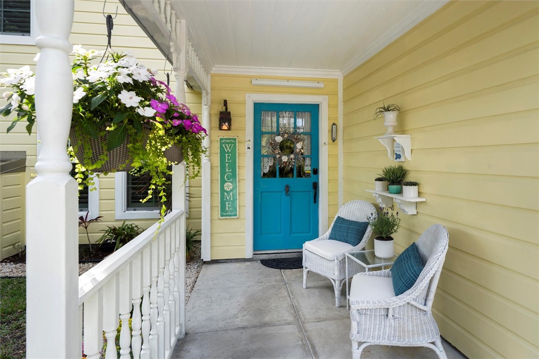 Front door open porch area