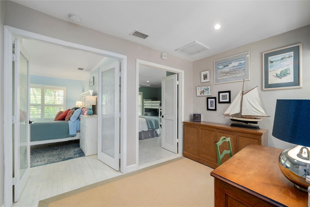 2nd story den area