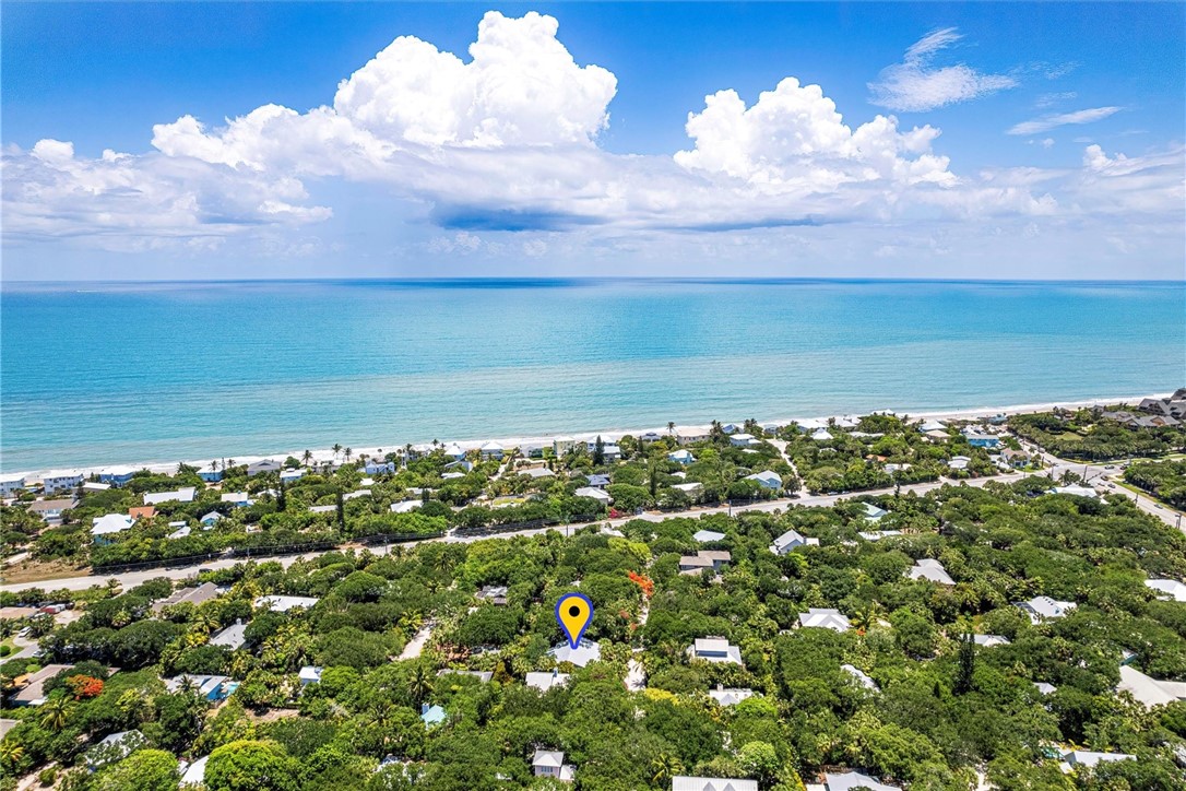 Coastal community, short walk to private pet frien